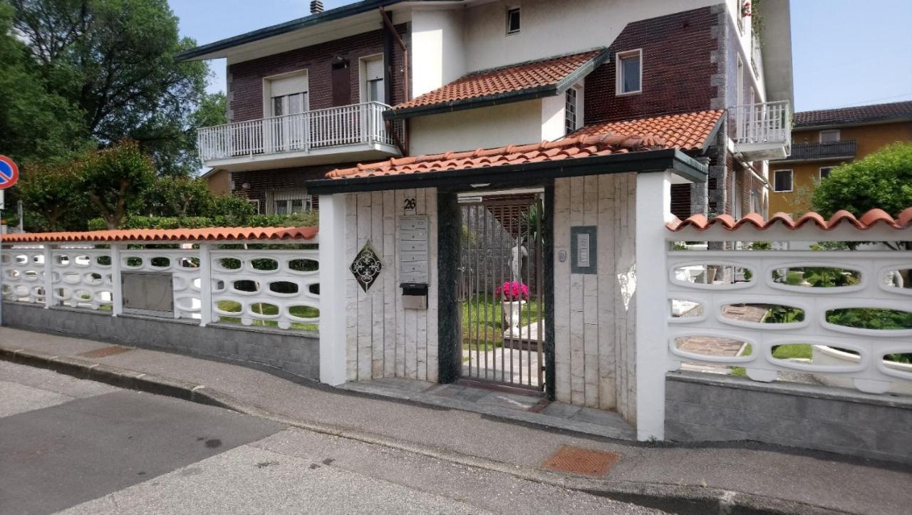 Milano Lodge Bussero Eksteriør bilde